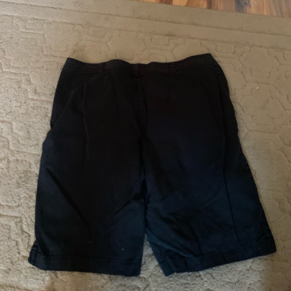White Stagg Bermuda Short-size 16 - Picture 2 of 3